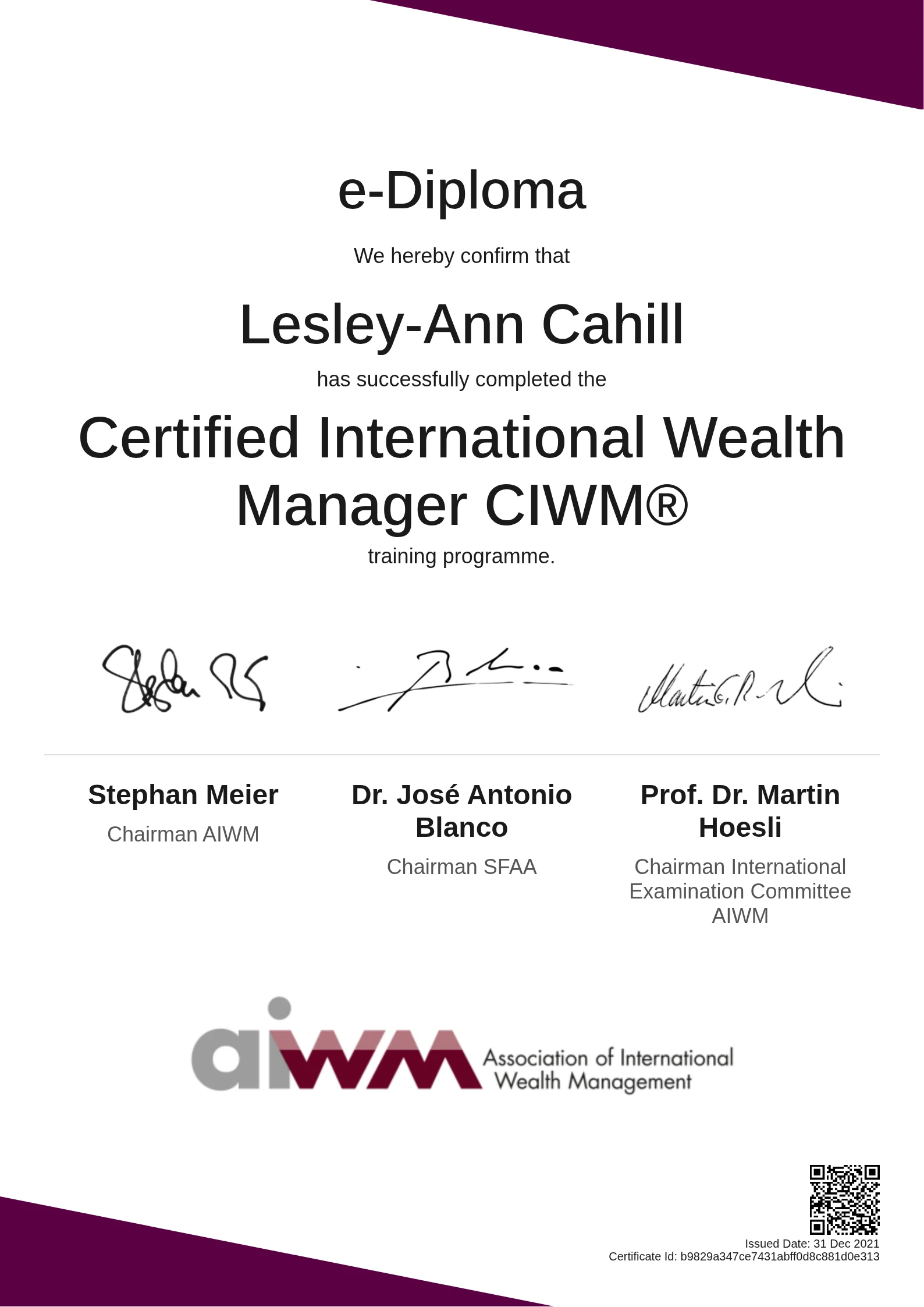 Lesley-Ann Cahill | Certified International Wealth Manager CIWM®