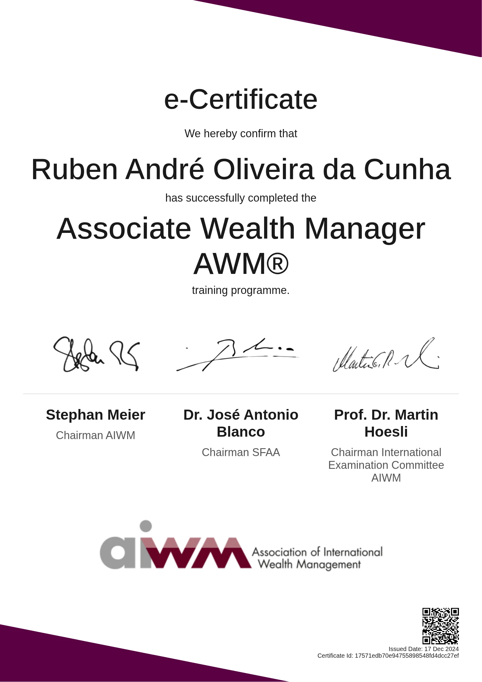  Ruben André Oliveira da Cunha | Associate Wealth Manager AWM®
