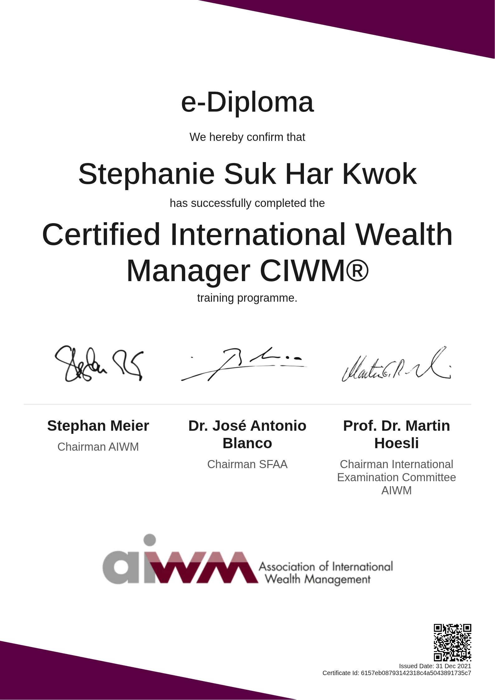  Stephanie Suk Har Kwok | Certified International Wealth Manager CIWM®